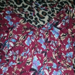 Women's cropped shirt